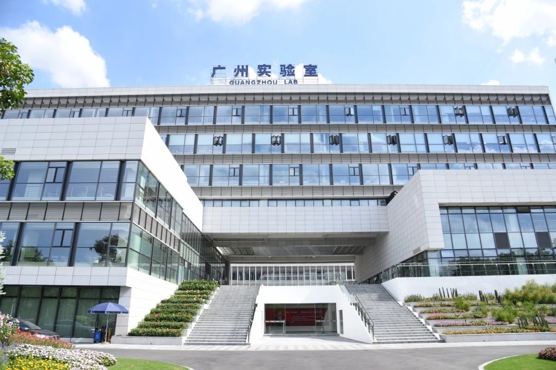 1754375404500521.jpg b7413620-9b73-4d47-a7ea-5f96e84be243.jpg